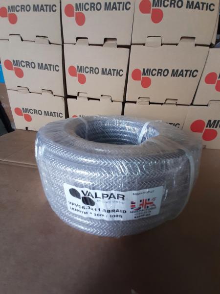Cuộn dây Valpar trong suốt có lớp lưới bện gia cường